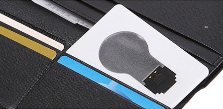 Credit-Card-Sized-LED-Light-Bulb