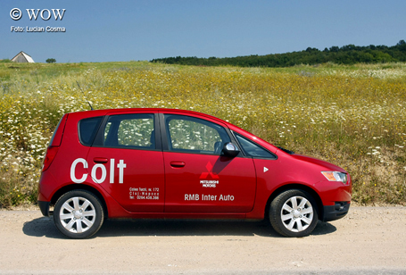 mitsubishi colt-2