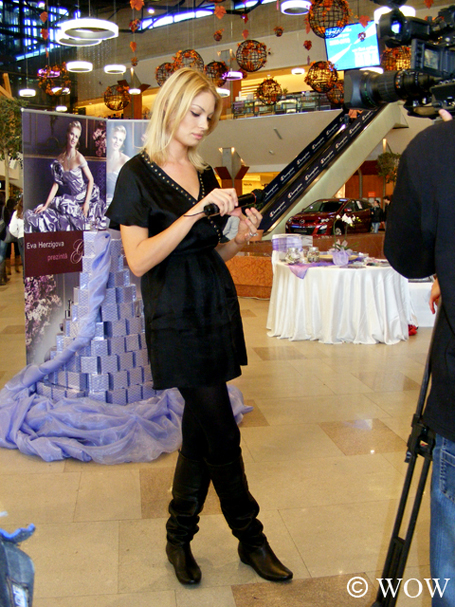 Valentina Pelinel - imaginea parfumului Grace, de la Oriflame - 4