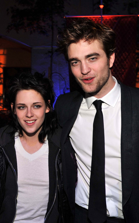 Kristen Stewart si Robert Pattinson 