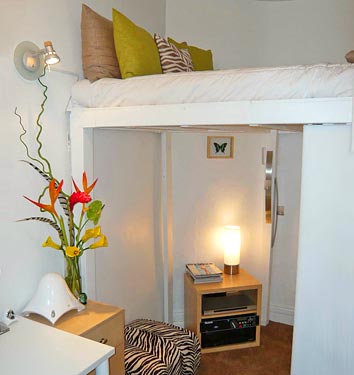 spatiile-mici-pot-deveni-locuinte-ideale-06